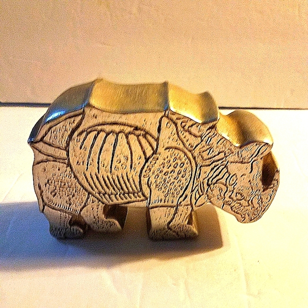 Rhino Figurine 5 x 3